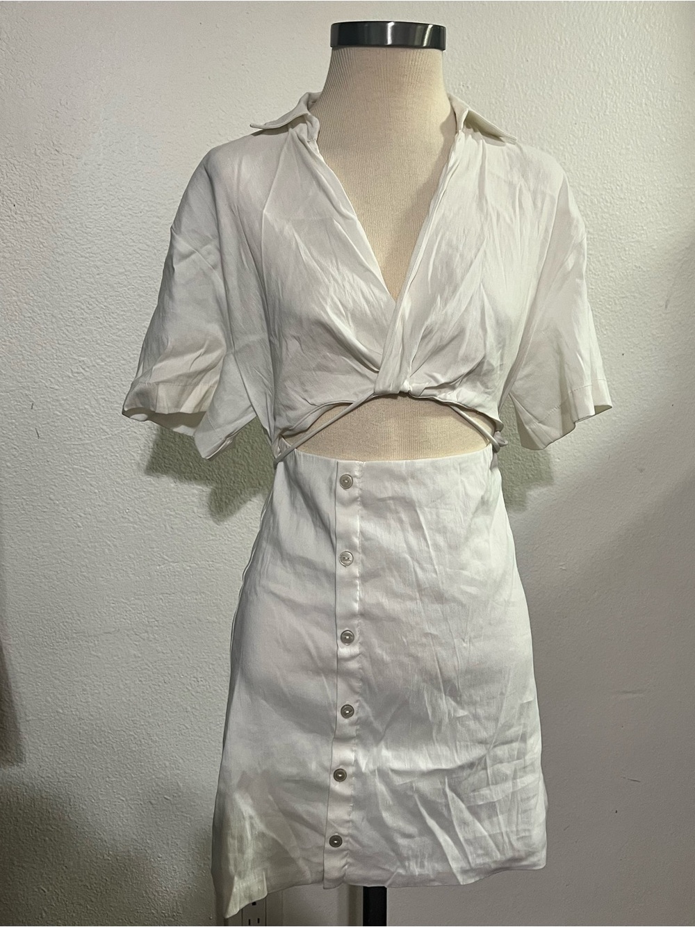 Zara White Satin Two-Piece in one Dress - Picture 4 of 13